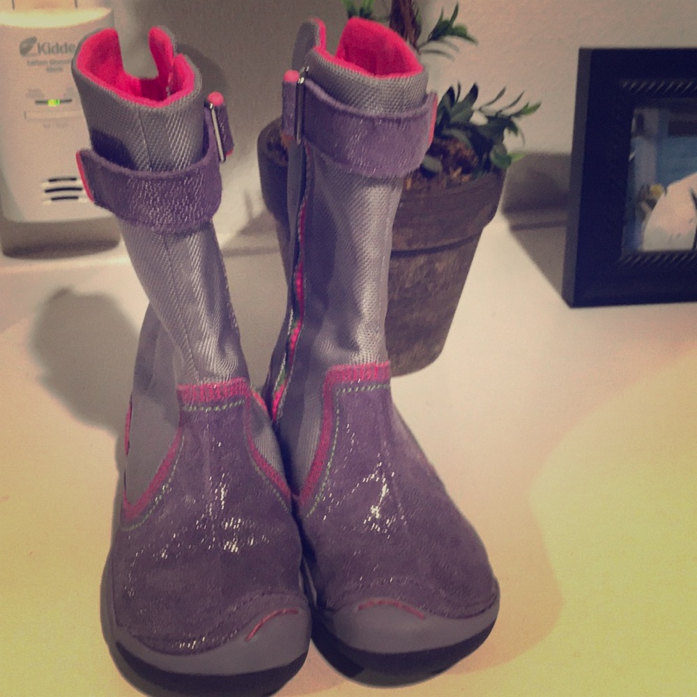Purple girls boots